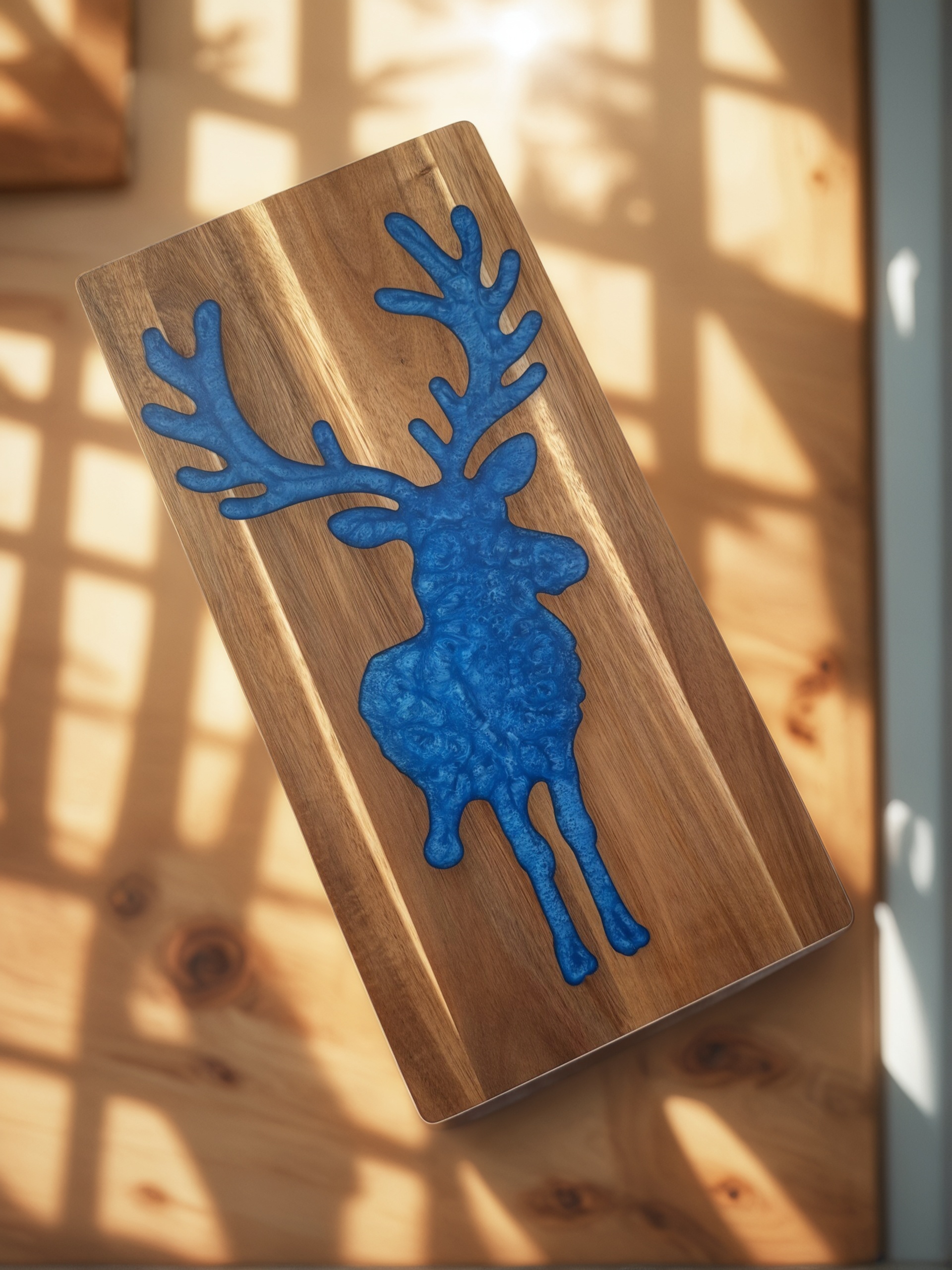 resin cutting board, resin charcuterie board, unique resin cutting board, epoxy resin cutting board, Christmas resin cutting board, resin cutting boards, holiday kitchen decor, personalized Christmas gifts, festive cutting board